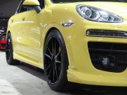 ポルシェ&nbsp;カイエン&nbsp;Sハイブリッド EUR-GT 正規ディーラー車 右ハンドル&nbsp;中古車