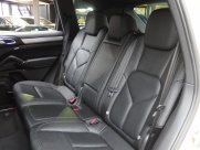 ポルシェ&nbsp;カイエン&nbsp;Sハイブリッド EUR-GT 正規ディーラー車 右ハンドル&nbsp;中古車