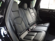 ポルシェ カイエン S 正規ディーラー車 後期モデル ワンオーナー 左ハンドル 中古車