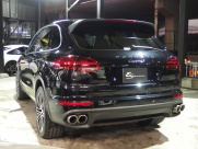 ポルシェ カイエン S 正規ディーラー車 後期モデル ワンオーナー 左ハンドル 中古車