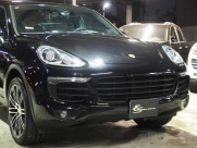 ポルシェ カイエン S 正規ディーラー車 後期モデル ワンオーナー 左ハンドル 中古車