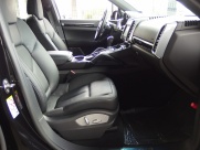 ポルシェ カイエン S 正規ディーラー車 後期モデル ワンオーナー 左ハンドル 中古車