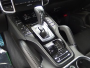 ポルシェ カイエン S 正規ディーラー車 後期モデル ワンオーナー 左ハンドル 中古車