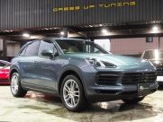 ポルシェ&nbsp;カイエン&nbsp;V6 正規ディーラー車 ワンオーナー 右ハンドル&nbsp;中古車