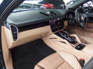 ポルシェ&nbsp;カイエン&nbsp;V6 正規ディーラー車 ワンオーナー 右ハンドル&nbsp;中古車