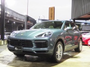 ポルシェ&nbsp;カイエン&nbsp;V6 正規ディーラー車 ワンオーナー 右ハンドル&nbsp;中古車