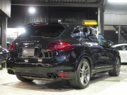ポルシェ カイエン GTS Tip-s 左ハンドル スポーツエグゾースト 中古車