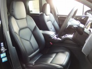 ポルシェ カイエン S V8 正規ディーラー車 EUR-GT 右ハンドル コンフォートシート シートクーラー シートヒーター 中古車