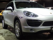 ポルシェ カイエン S V8 正規ディーラー車 右ハンドル サンルーフ オートクルーズコントロール 中古車