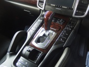 ポルシェ カイエン S V8 正規ディーラー車 右ハンドル サンルーフ オートクルーズコントロール 中古車