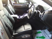 ポルシェ カイエン S V8 正規ディーラー車 右ハンドル サンルーフ オートクルーズコントロール 中古車