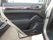 ポルシェ カイエン S V8 正規ディーラー車 右ハンドル サンルーフ オートクルーズコントロール 中古車