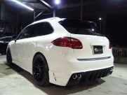 ポルシェ&nbsp;カイエン&nbsp;S EUR-GT 正規ディーラー車 左ハンドル サンルーフ&nbsp;中古車