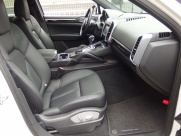 ポルシェ&nbsp;カイエン&nbsp;S EUR-GT 正規ディーラー車 左ハンドル サンルーフ&nbsp;中古車