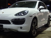 ポルシェ カイエン S V8 正規ディーラー車 右ハンドル 21インチ インテリアPKG 中古車