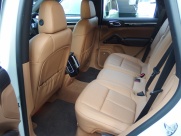 ポルシェ カイエン S V8 正規ディーラー車 右ハンドル 21インチ インテリアPKG 中古車