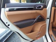 ポルシェ カイエン S V8 正規ディーラー車 右ハンドル 21インチ インテリアPKG 中古車