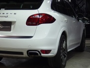 ポルシェ カイエン S V8 正規ディーラー車 右ハンドル 21インチ インテリアPKG 中古車