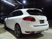 ポルシェ カイエン S V8 正規ディーラー車 右ハンドル 21インチ インテリアPKG 中古車