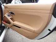 ポルシェ 911(Type991) カレラ PDK 正規ディーラー車 右ハンドル サンルーフ 中古車