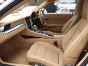 ポルシェ 911(Type991) カレラ PDK 正規ディーラー車 右ハンドル サンルーフ 中古車