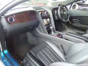 ベントレー&nbsp;コンチネンタル GT&nbsp;V8　2015モデル　正規ディーラー車　右ハンドル　ブラックレザー　ホワイトステッチ&nbsp;中古車