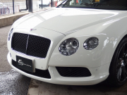 ベントレー&nbsp;コンチネンタル GT&nbsp;V8　2015モデル　正規ディーラー車　右ハンドル　ブラックレザー　ホワイトステッチ&nbsp;中古車