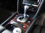 ベントレー&nbsp;コンチネンタル GT&nbsp;V8　2015モデル　正規ディーラー車　右ハンドル　ブラックレザー　ホワイトステッチ&nbsp;中古車