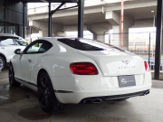 ベントレー&nbsp;コンチネンタル GT&nbsp;V8　2015モデル　正規ディーラー車　右ハンドル　ブラックレザー　ホワイトステッチ&nbsp;中古車