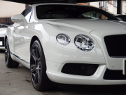 ベントレー&nbsp;コンチネンタル GT&nbsp;V8　2015モデル　正規ディーラー車　右ハンドル　ブラックレザー　ホワイトステッチ&nbsp;中古車