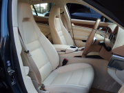 ポルシェ パナメーラ V6  PDK 後期モデル 正規ディーラー車 右ハンドル ツートンカラーインテリア 中古車