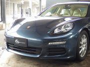 ポルシェ パナメーラ V6  PDK 後期モデル 正規ディーラー車 右ハンドル ツートンカラーインテリア 中古車