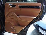 ポルシェ カイエン 正規デーラー車 右ハンドル ワンオーナー ES9-22inアルミ ESスポーツマフラー ESローダウンサス 中古車