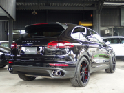 ポルシェ カイエン 正規デーラー車 右ハンドル ワンオーナー ES9-22inアルミ ESスポーツマフラー ESローダウンサス 中古車