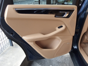 ポルシェ マカン S PDK 正規ディーラー車 右ハンドル コンフォートメモリーPKG BOSE シートヒーター 中古車