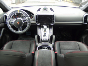 ポルシェ カイエン GTS Tip-s 左ハンドル スポーツエキゾースト 中古車