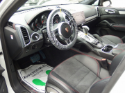 ポルシェ カイエン GTS Tip-s 左ハンドル スポーツエキゾースト 中古車