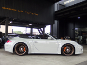 ポルシェ 911(Type997) カレラ カブリオレ EUR-GTRワイドボディ 後期モデル 1オーナー PDK 正規ディーラー車 左ハンドル スポーツクロノPKG 中古車