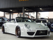 ポルシェ 911(Type997) カレラ カブリオレ EUR-GTRワイドボディ 後期モデル 1オーナー PDK 正規ディーラー車 左ハンドル スポーツクロノPKG 中古車