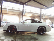 ポルシェ 911(Type997) カレラ4S  正規ディーラー車 Tip-s 左ハンドル スポーツクロノPKG  PASM ESスポーツマフラー ES3-19inアルミ ESローダウンサス 社外カーボンリップ 中古車