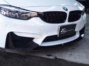 BMW 4シリーズ M4 コンペティション 正規ディーラー車 右ハンドル カーボンリップスポイラー カーボンフロントスプリッター カーボンインテリア 純正20inアルミ 中古車