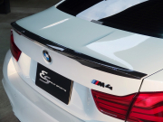 BMW 4シリーズ M4 コンペティション 正規ディーラー車 右ハンドル カーボンリップスポイラー カーボンフロントスプリッター カーボンインテリア 純正20inアルミ 中古車