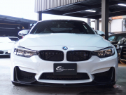 BMW 4シリーズ M4 コンペティション 正規ディーラー車 右ハンドル カーボンリップスポイラー カーボンフロントスプリッター カーボンインテリア 純正20inアルミ 中古車