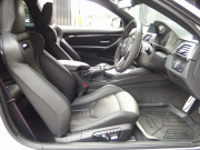 BMW 4シリーズ M4 コンペティション 正規ディーラー車 右ハンドル カーボンリップスポイラー カーボンフロントスプリッター カーボンインテリア 純正20inアルミ 中古車