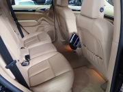 ポルシェ カイエン V6 右ハンドル 正規ディーラー車 ワンオーナー ベージュレザー 18インチアルミホイール 中古車