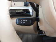 ポルシェ カイエン V6 右ハンドル 正規ディーラー車 ワンオーナー ベージュレザー 18インチアルミホイール 中古車