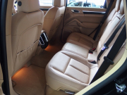 ポルシェ カイエン V6 右ハンドル 正規ディーラー車 ワンオーナー ベージュレザー 18インチアルミホイール 中古車