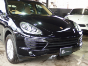 ポルシェ カイエン V6 右ハンドル 正規ディーラー車 ワンオーナー ベージュレザー 18インチアルミホイール 中古車