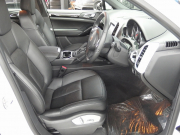 ポルシェ&nbsp;カイエン&nbsp;V6 右ハンドル 正規ディーラー車 ワンオーナー エントリードライブ シートヒーター クルーズコントロール&nbsp;中古車