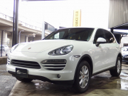 ポルシェ&nbsp;カイエン&nbsp;V6 右ハンドル 正規ディーラー車 ワンオーナー エントリードライブ シートヒーター クルーズコントロール&nbsp;中古車